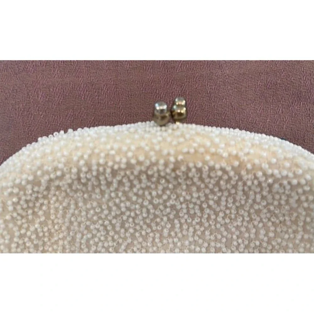 Vintage off white beaded clutch